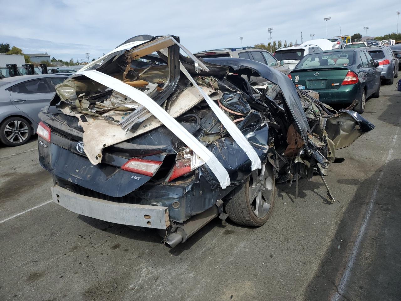 Obraz 3 z 2014 TOYOTA CAMRY L 2014 z VIN 4T1BF1FK7EU871463