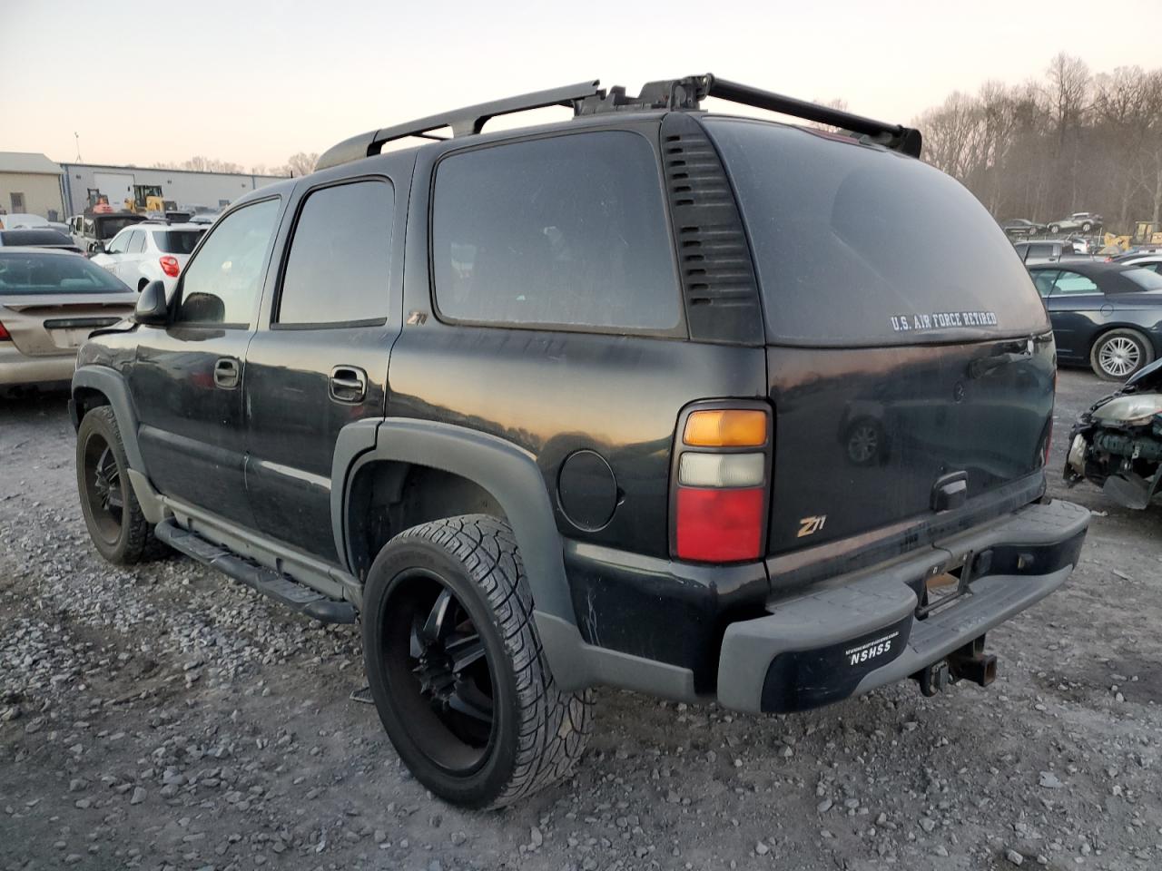Изображение 2 2004 CHEVROLET TAHOE K1500 2004 с VIN 1GNEK13Z74R307643