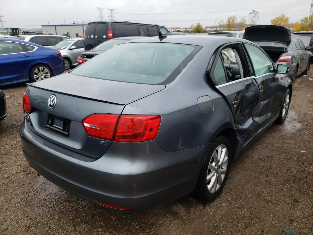 Image 3 of 2014 VOLKSWAGEN JETTA SE 2014 with VIN 3VWD17AJ1EM336188