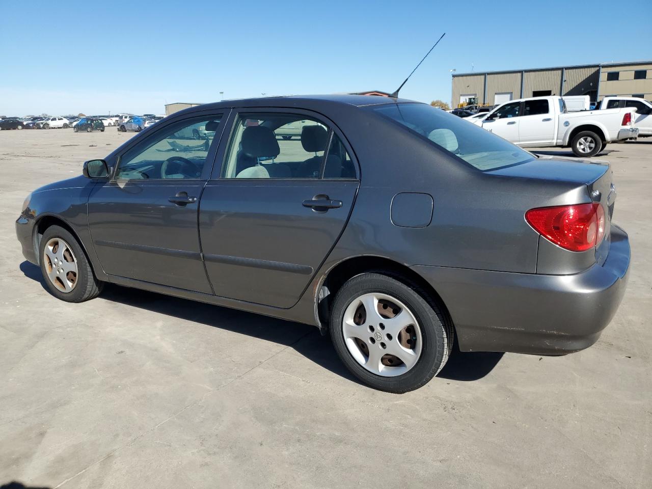 Image 2 of 2008 TOYOTA COROLLA CE 2008 with VIN 2T1BR32E78C926437