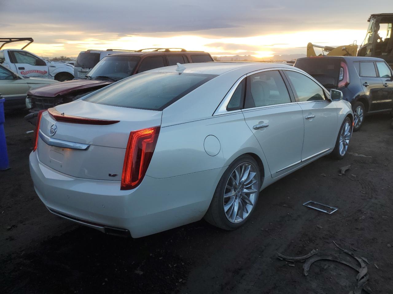 Image 3 of 2014 CADILLAC XTS VSPORT PLATINUM 2014 with VIN 2G61W5S83E9149487