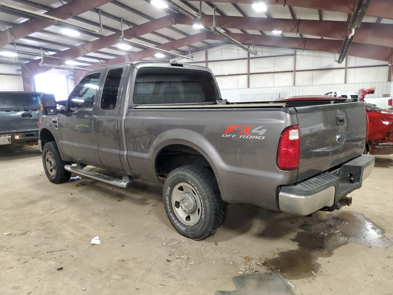 Image 2 of 2010 FORD F250 SUPER DUTY 2010 with VIN 1FTSX2B5XAEA40681