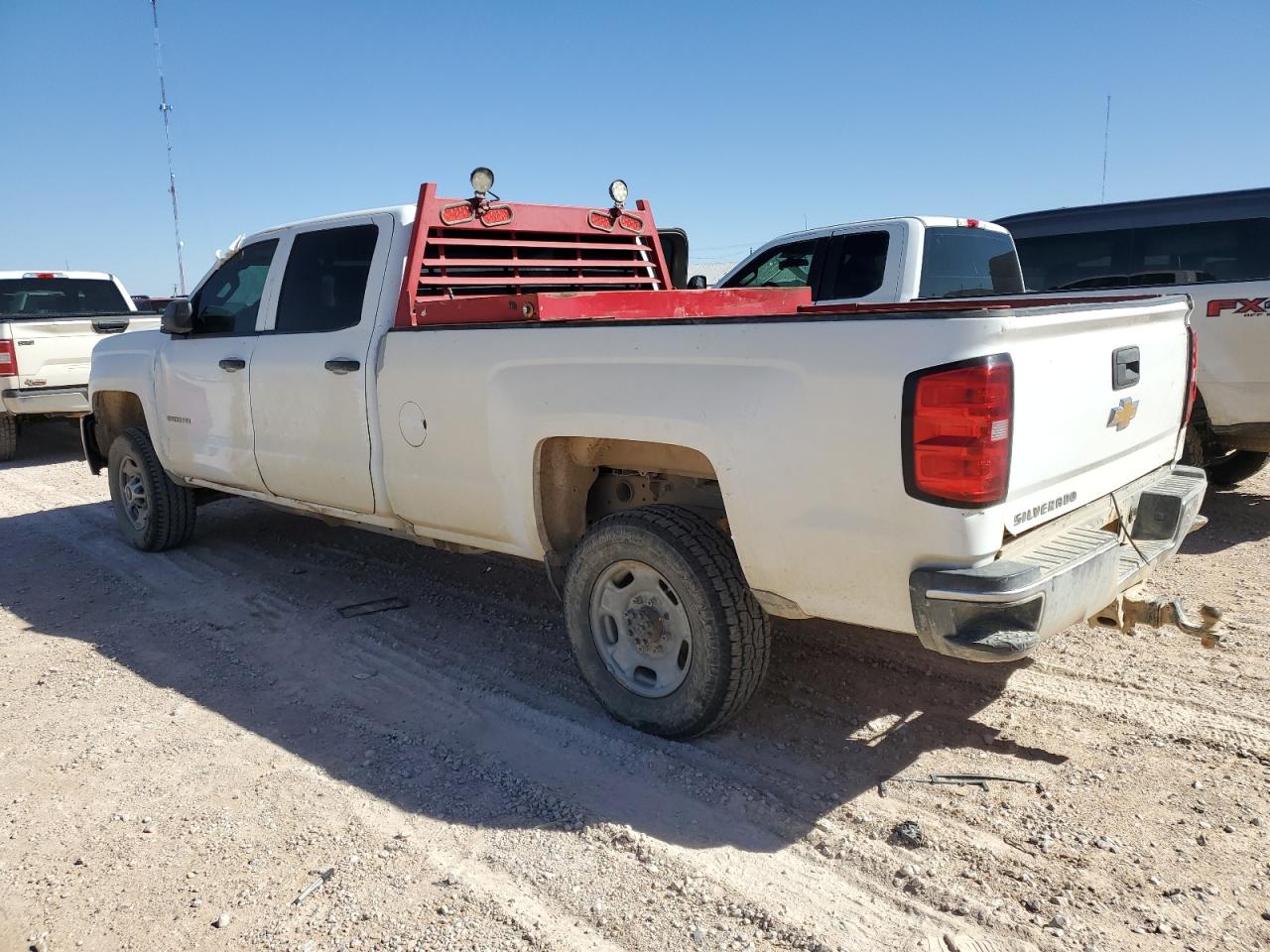 Image 2 of 2017 CHEVROLET SILVERADO C2500 HEAVY DUTY 2017 with VIN 1GC1CUEG6HF144105