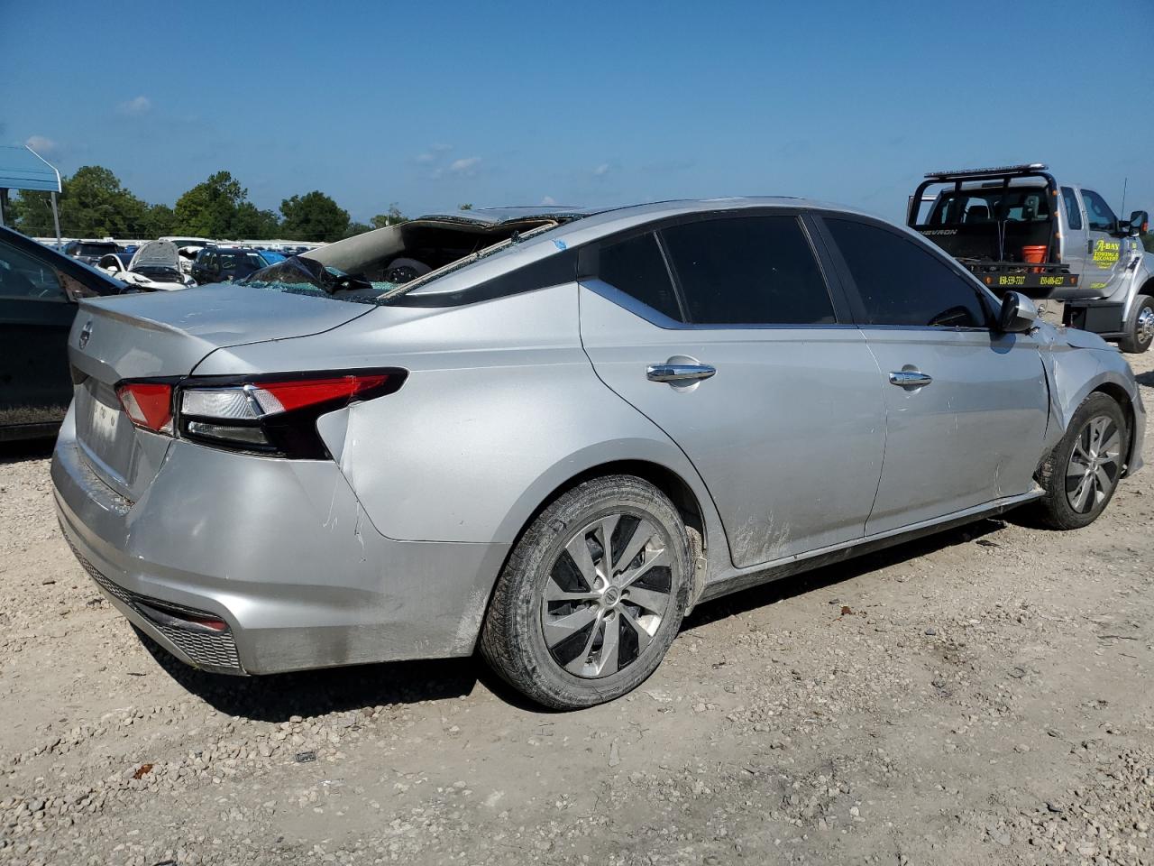 Изображение 3 2020 NISSAN ALTIMA S 2020 с VIN 1N4BL4BV7LN305489