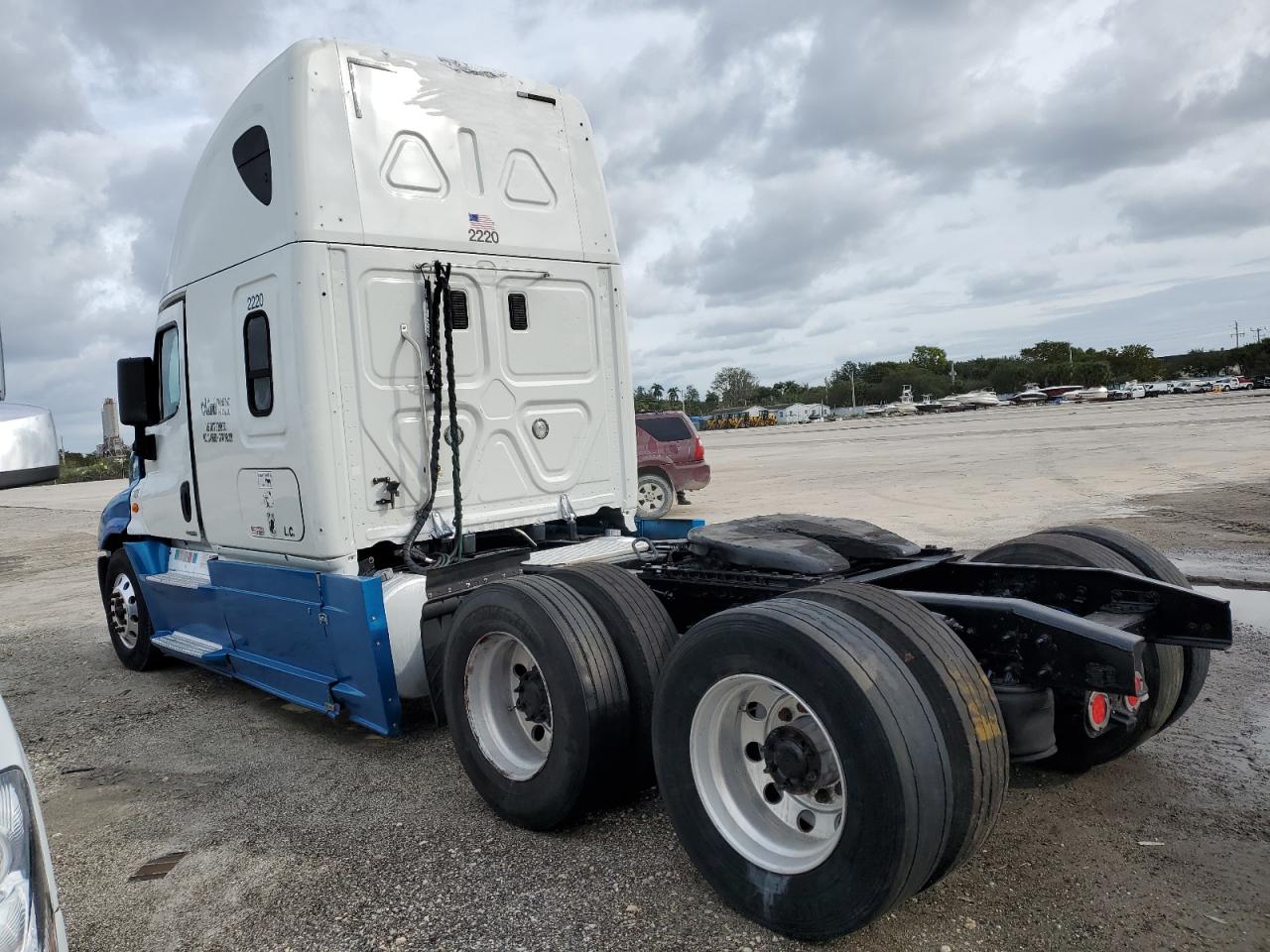 Изображение 3 2016 FREIGHTLINER CASCADIA 125  2016 с VIN 1FUJGLD5XGLGY2770
