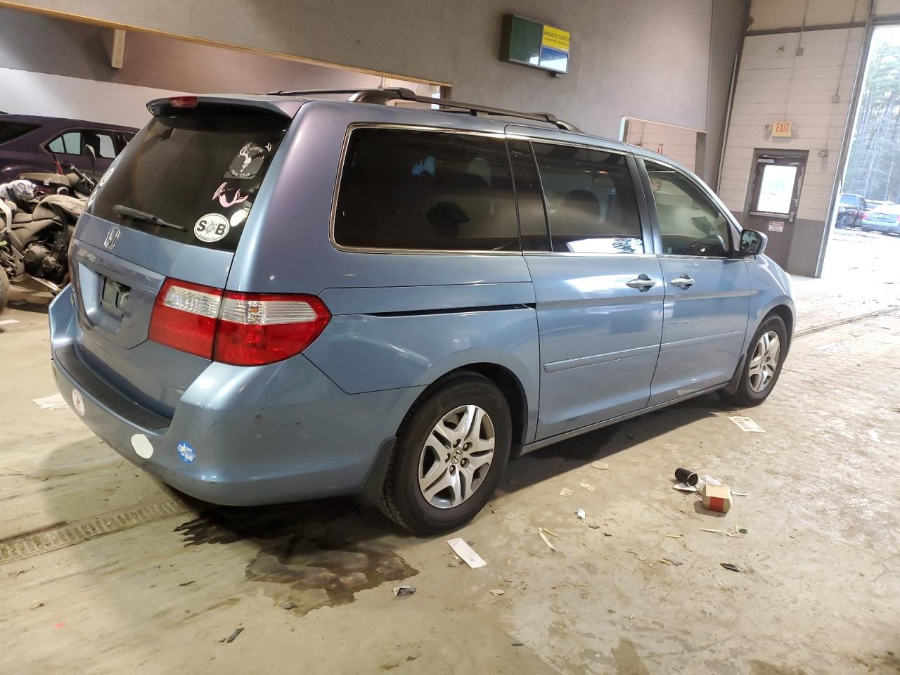 Image 3 of 2006 HONDA ODYSSEY EXL 2006 with VIN 5FNRL38626B104735