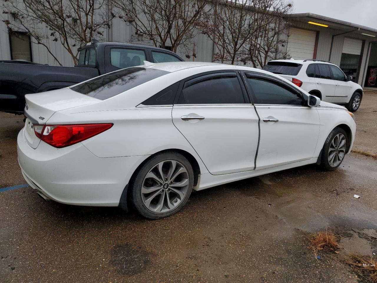 Obraz 3 z 2013 HYUNDAI SONATA SE 2013 z VIN 5NPEC4AB9DH761123