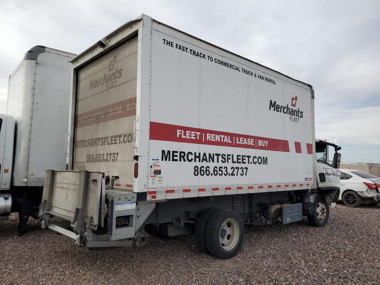 Image 3 of 2020 ISUZU NRR  2020 with VIN JALE5W163L7304222