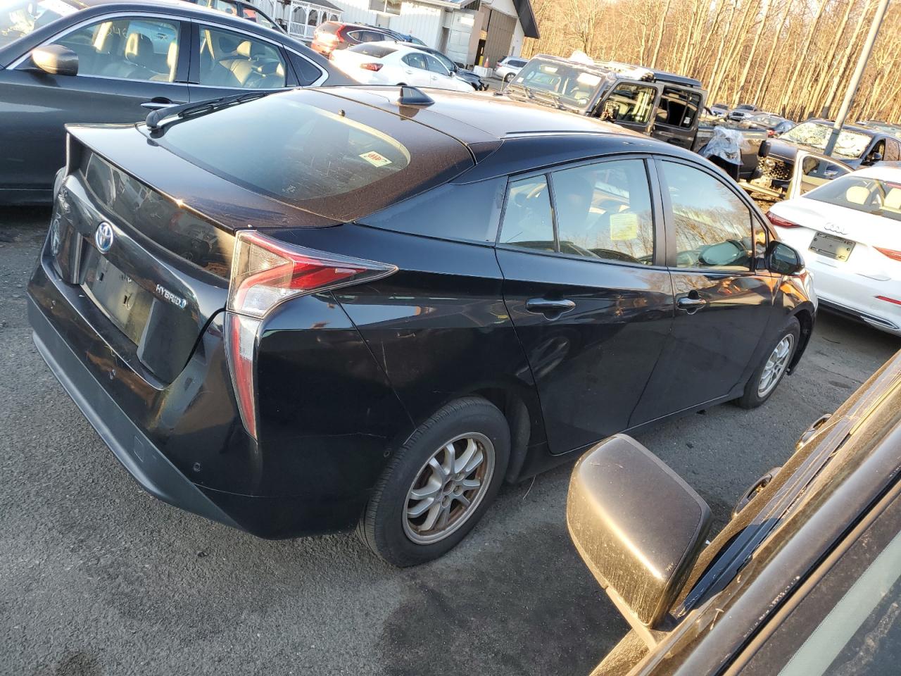 Image 3 of 2017 TOYOTA PRIUS  2017 with VIN JTDKBRFU0H3054068