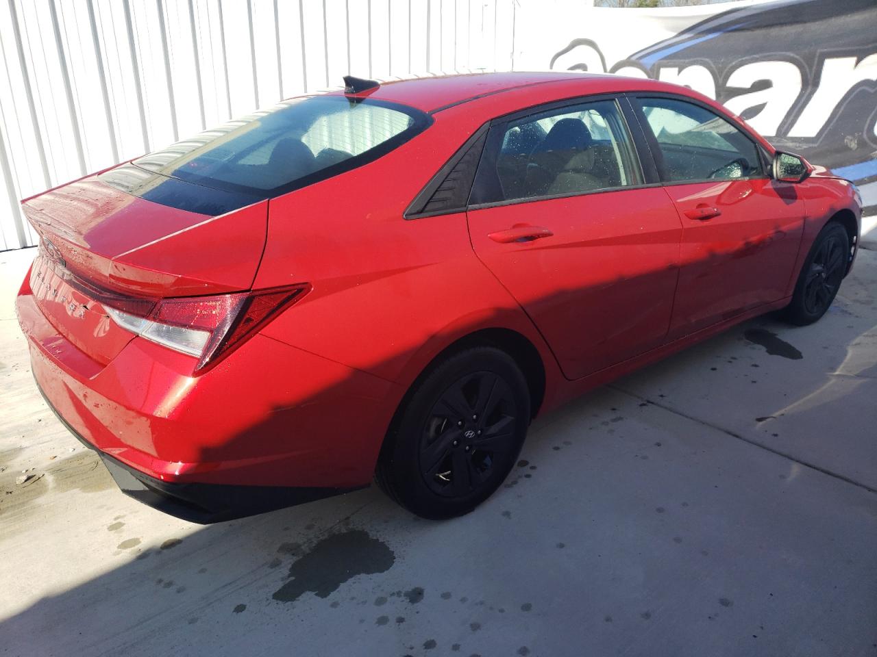 Изображение 3 2023 HYUNDAI ELANTRA SEL 2023 с VIN 5NPLM4AG0PH104523