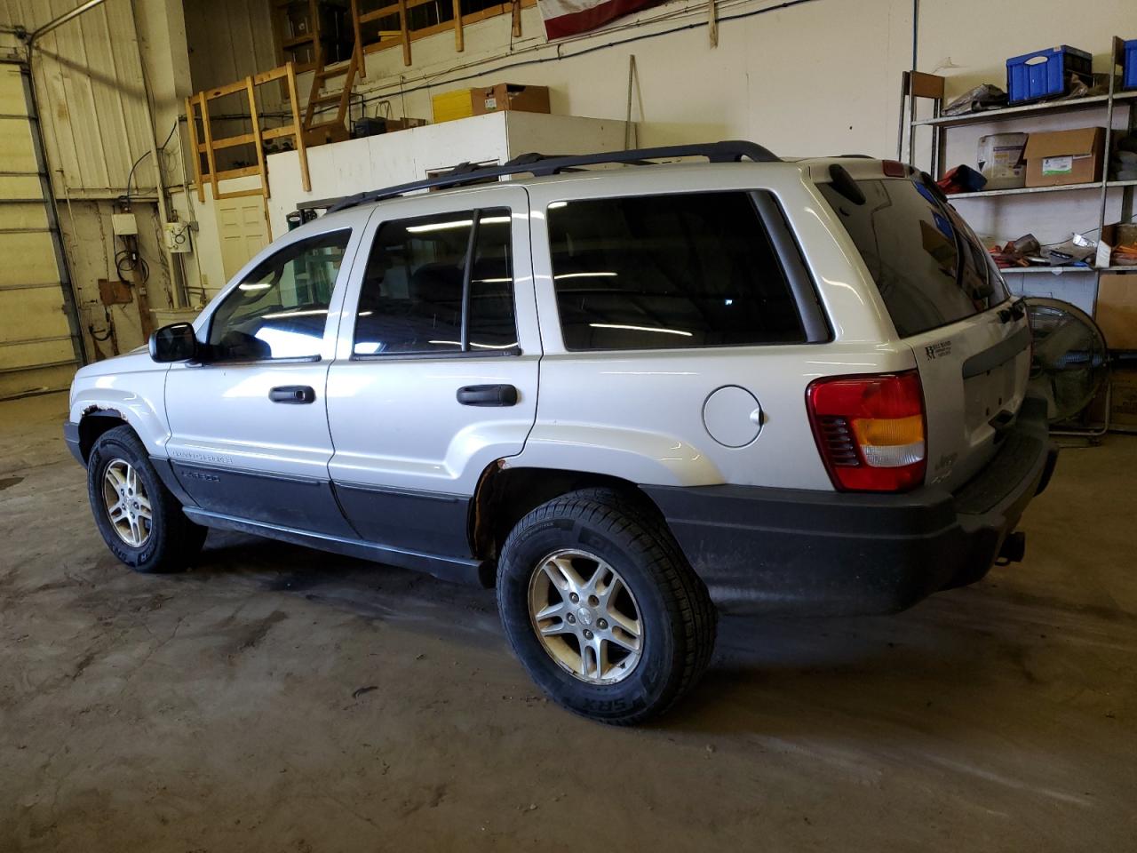 Obraz 2 z 2003 JEEP GRAND CHEROKEE LAREDO 2003 z VIN 1J4GW48S13C587834