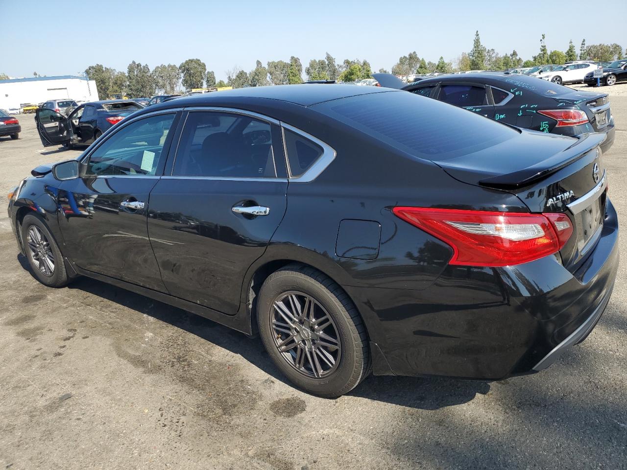 Изображение 2 2018 NISSAN ALTIMA 2.5 2018 с VIN 1N4AL3APXJC218042