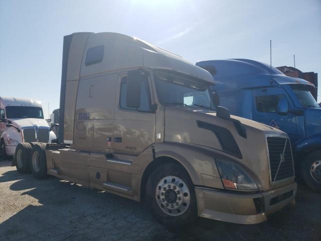 Image 1 of 2014 VOLVO VN VNL 2014 with VIN 4V4NC9EG9EN160108
