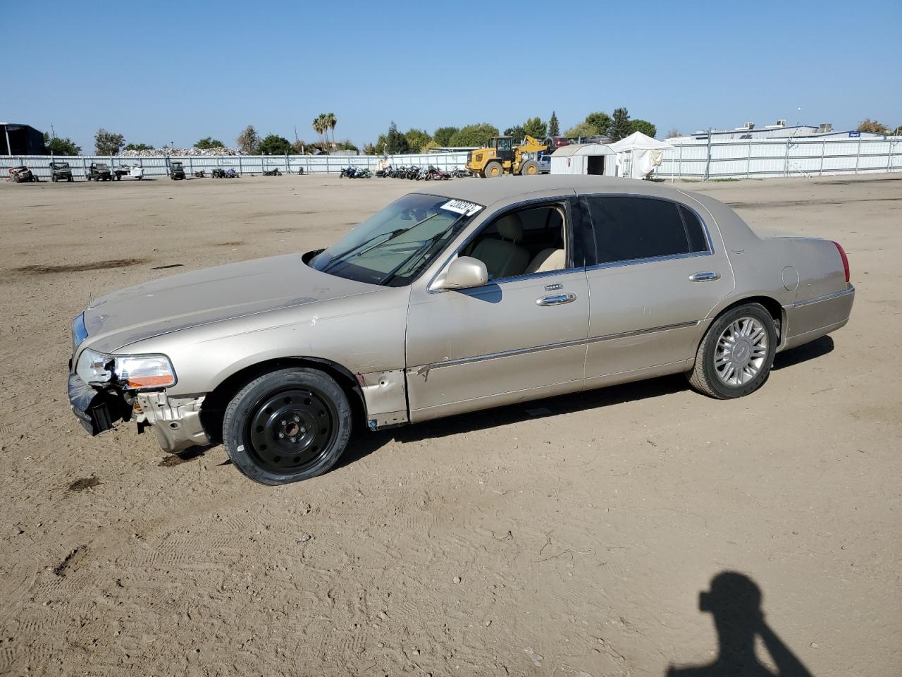 2010 LINCOLN TOWN CAR SIGNATURE LIMITED 2010 image