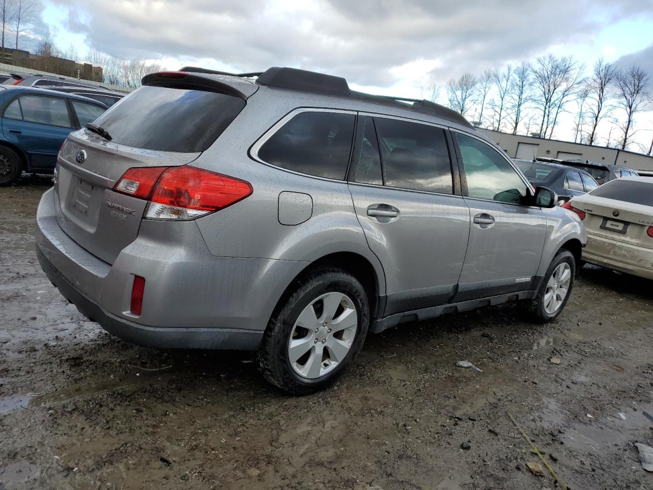 Изображение 3 2010 SUBARU OUTBACK 2.5I PREMIUM 2010 с VIN 4S4BRBGC3A3332729