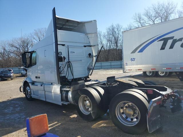 Image 3 of 2020 VOLVO VNR  2020 with VIN 4V4WC9EH3LN244953