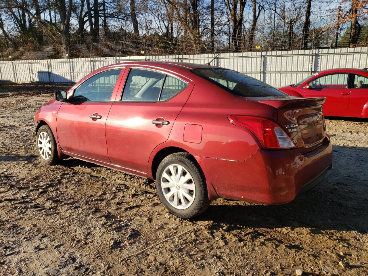 Изображение 2 2017 NISSAN VERSA S 2017 с VIN 3N1CN7APXHL817495