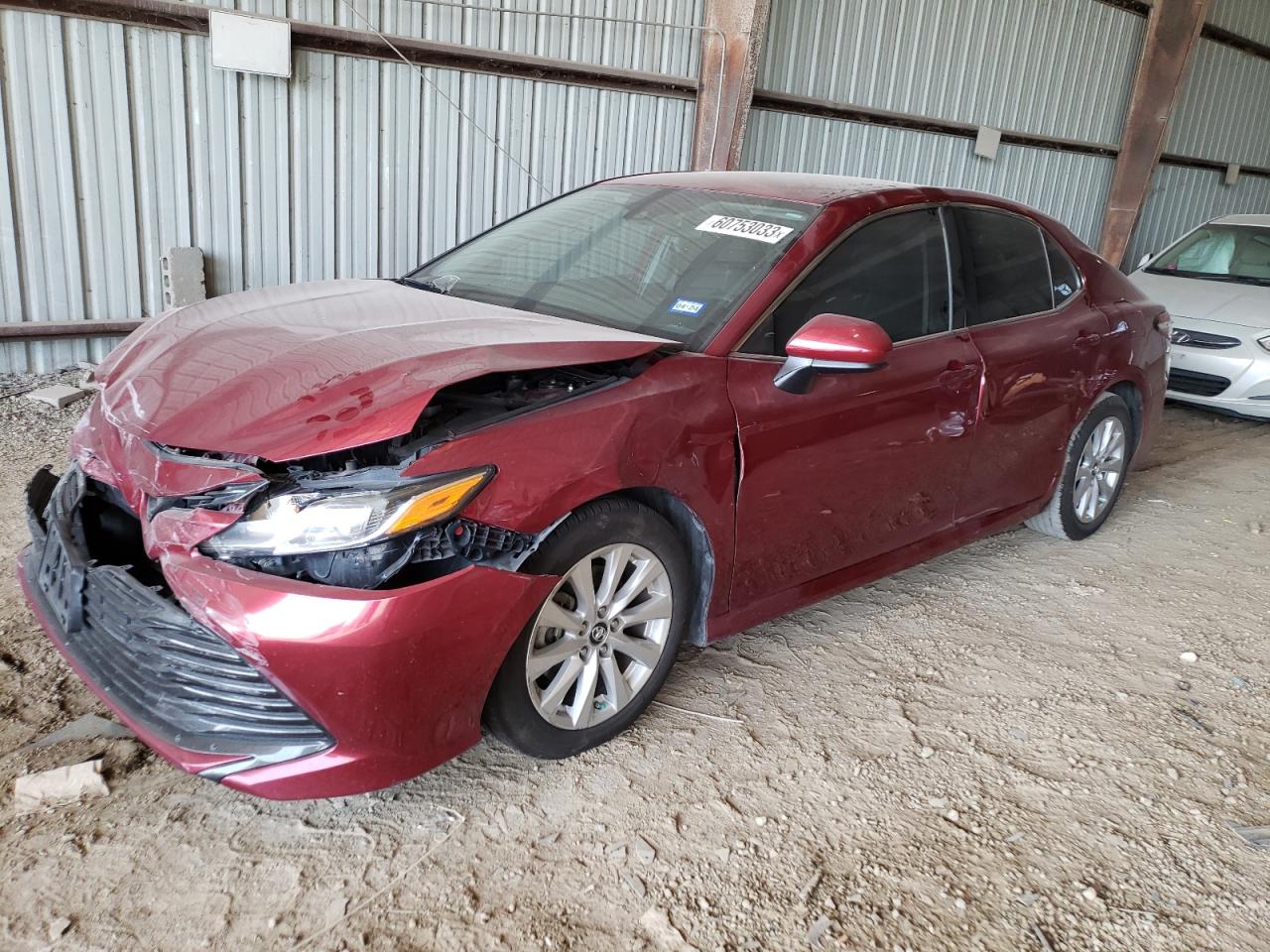 Obraz 1 z 2019 TOYOTA CAMRY L 2019 z VIN 4T1B11HK7KU768597