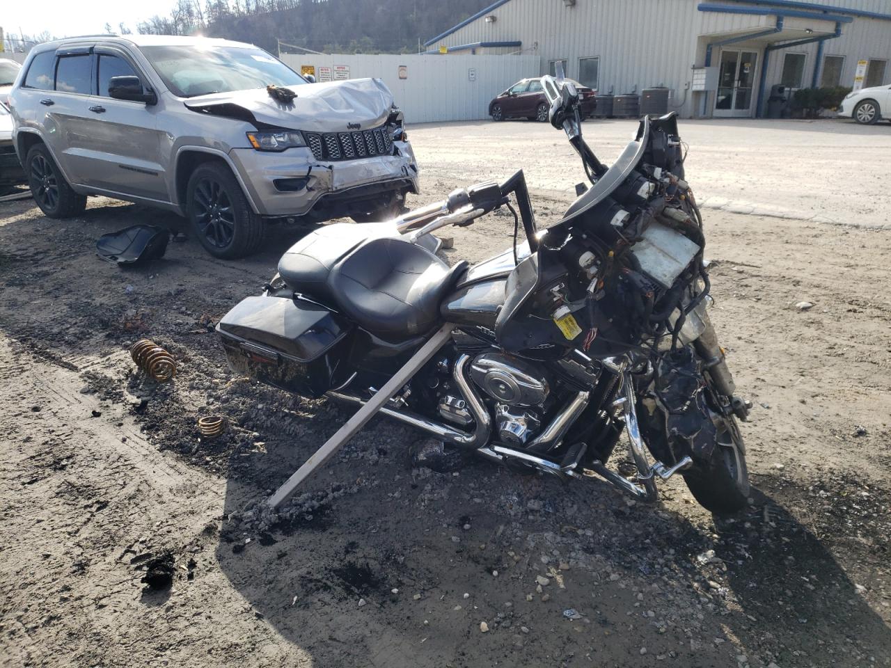 Image 1 of 2013 HARLEY-DAVIDSON FLHX STREET GLIDE 2013 with VIN 1HD1KBM13DB616362