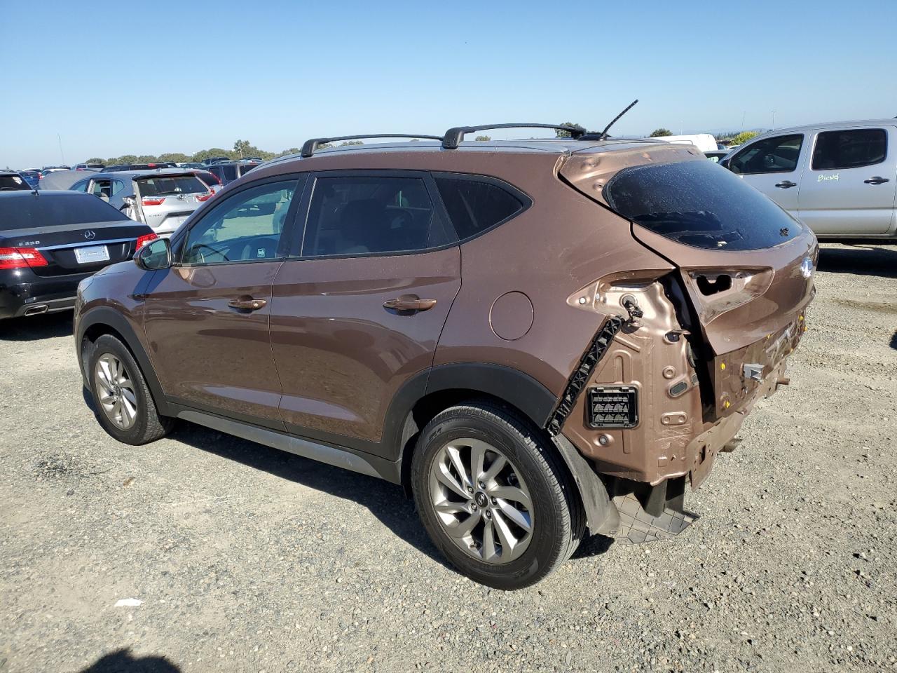 Изображение 2 2017 HYUNDAI TUCSON LIMITED 2017 с VIN KM8J33A43HU317544