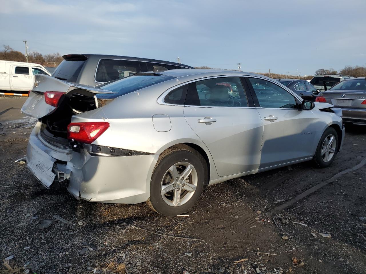 Изображение 3 2019 CHEVROLET MALIBU LS 2019 с VIN 1G1ZB5ST7KF226583