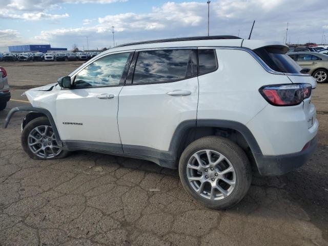 Image 2 of 2022 JEEP COMPASS LATITUDE LUX 2022 with VIN 3C4NJDFB5NT218867