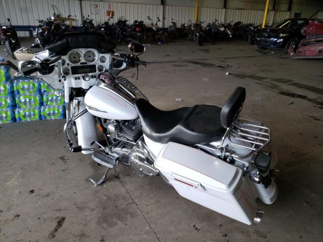 Obraz 3 z 2008 HARLEY-DAVIDSON FLHX  2008 z VIN 1HD1KB4198Y625795
