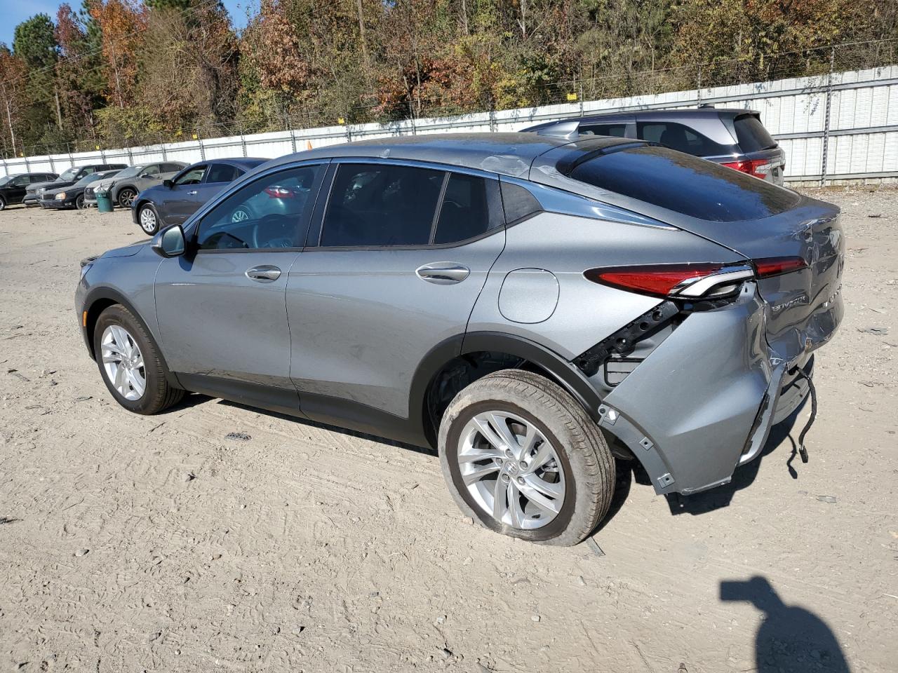Image 2 of 2024 BUICK ENVISTA PREFERRED 2024 with VIN KL47LAE24RB025257