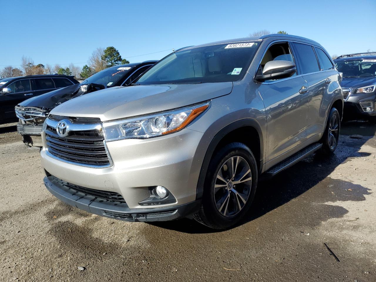 2016 TOYOTA HIGHLANDER XLE 2016 image