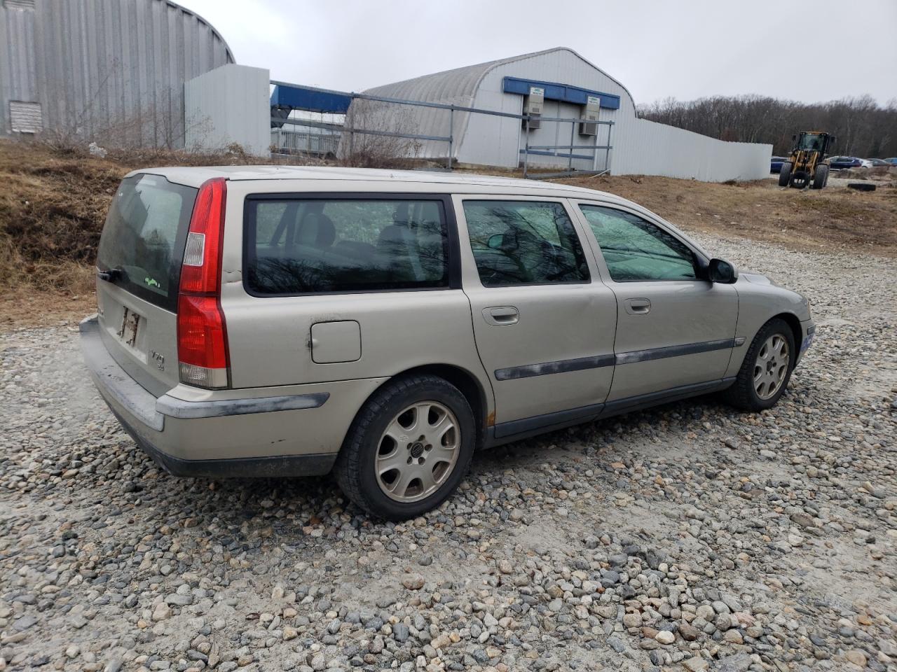 Obraz 3 z 2002 VOLVO V70 2.4T 2002 z VIN YV1SW58D621196822