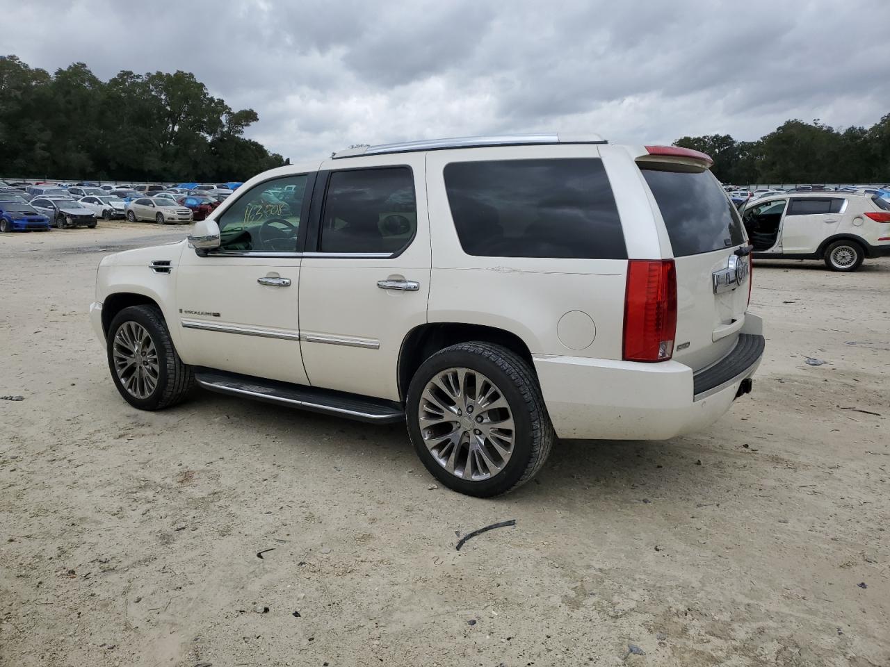 Obraz 2 z 2009 CADILLAC ESCALADE SPORT 2009 z VIN 1GYFC53209R116071