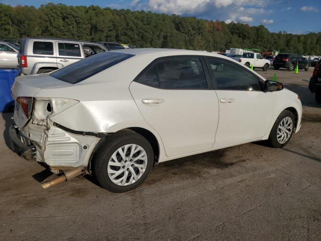 Image 3 of 2019 TOYOTA COROLLA L 2019 with VIN 5YFBURHE0KP879431