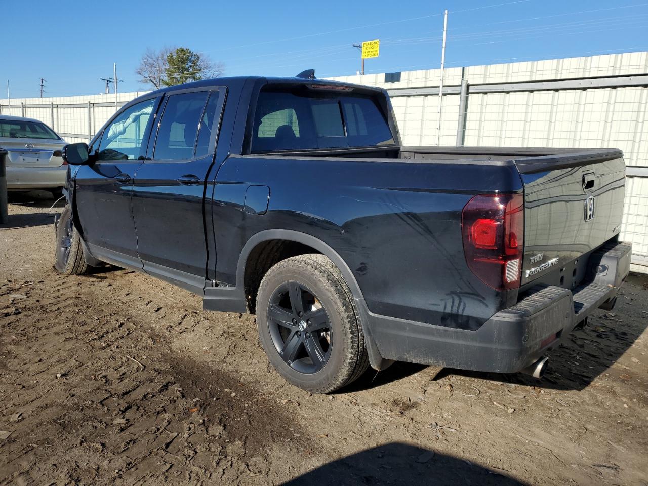 Изображение 2 2022 HONDA RIDGELINE BLACK EDITION 2022 с VIN 5FPYK3F86NB036142