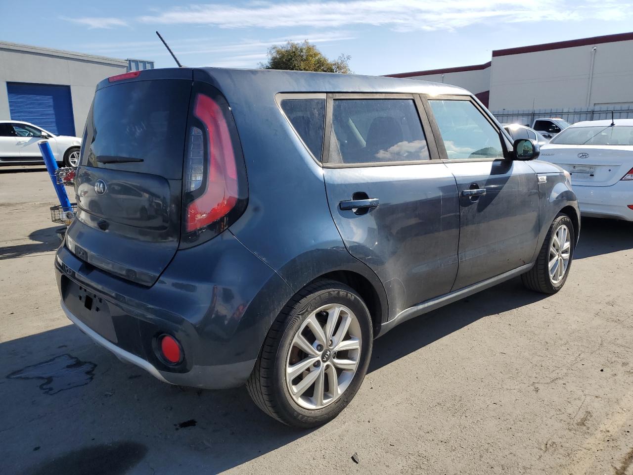 Obraz 3 z 2017 KIA SOUL + 2017 z VIN KNDJP3A57H7412138