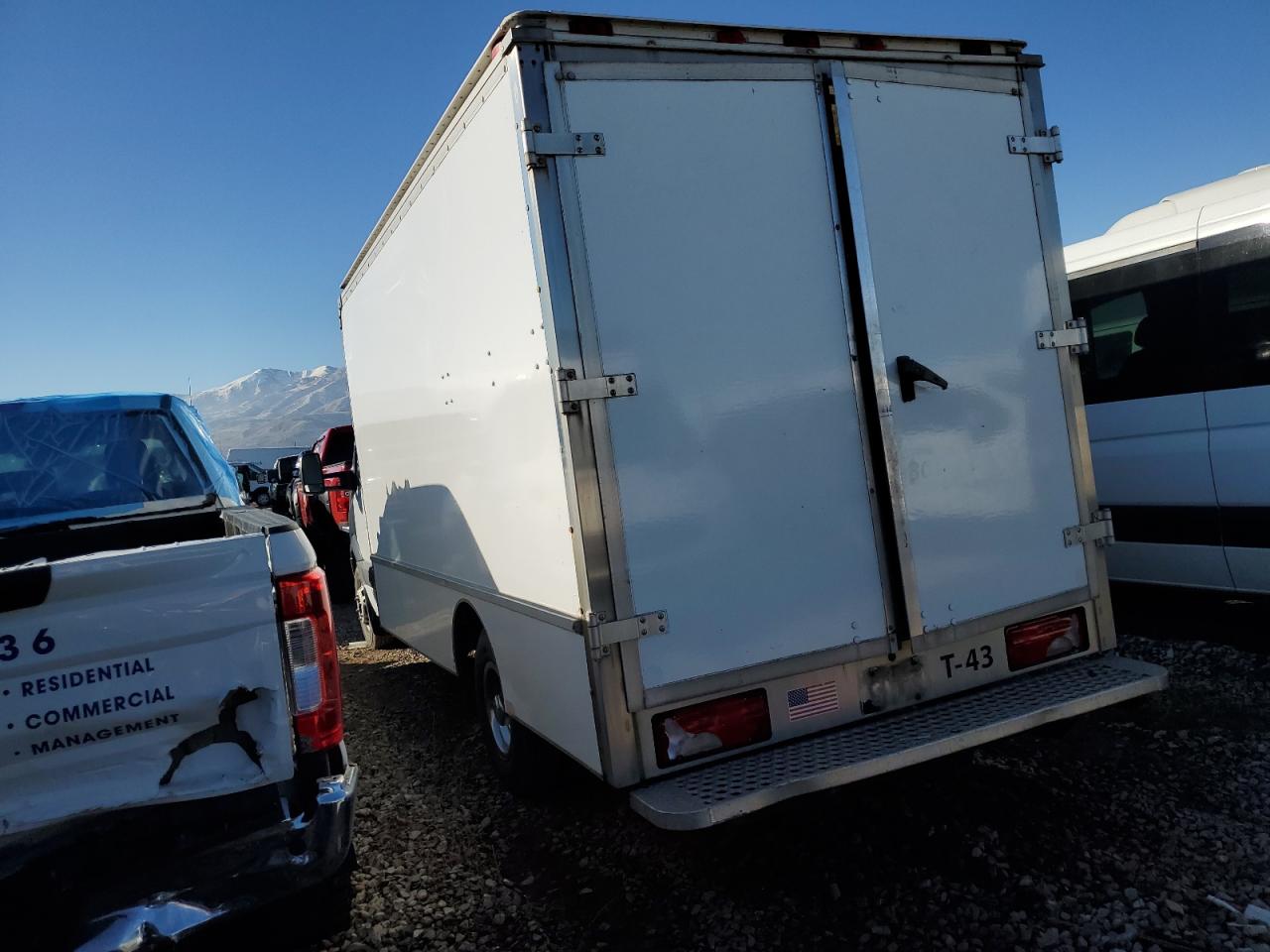 Image 3 of 2011 MERCEDES-BENZ SPRINTER 3500 2011 with VIN WDAPF4CC3B9476528