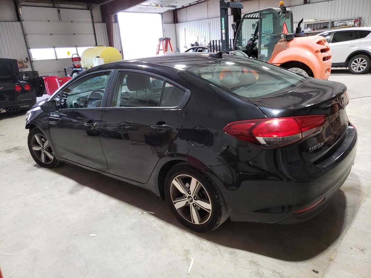 Image 2 of 2018 KIA FORTE LX 2018 with VIN 3KPFL4A79JE244291
