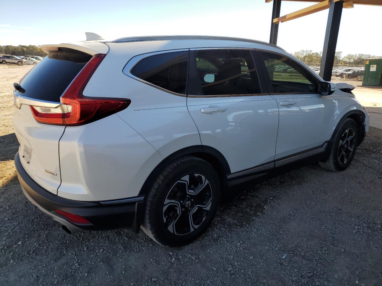 Изображение 3 2018 HONDA CR-V TOURING 2018 с VIN 5J6RW1H97JL001297