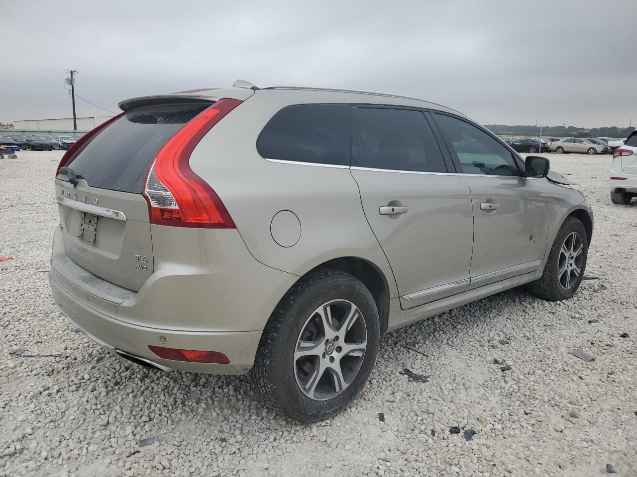 Изображение 3 2015 VOLVO XC60 T6 PLATINUM 2015 с VIN YV4902RM0F2728436