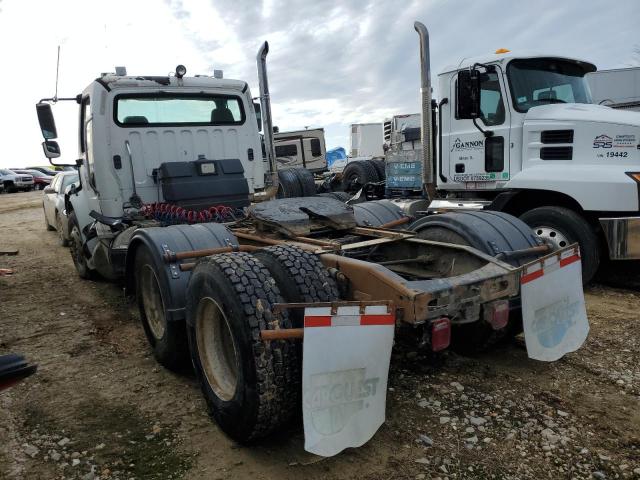 Image 3 of 2006 FREIGHTLINER M2 112 MEDIUM DUTY 2006 with VIN 1FUJC5CV46HV95390