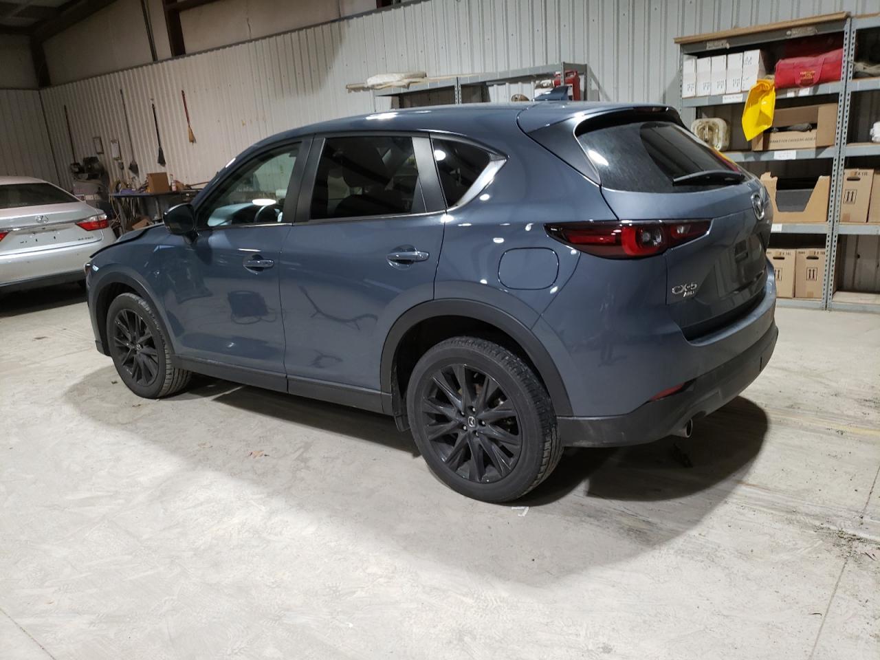 Image 2 of 2022 MAZDA CX-5 PREFERRED 2022 with VIN JM3KFBCM3N1562081