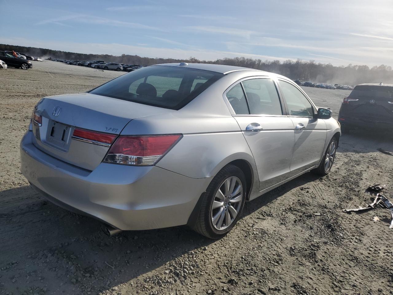 Image 3 of 2012 HONDA ACCORD EXL 2012 with VIN 1HGCP3F83CA039253