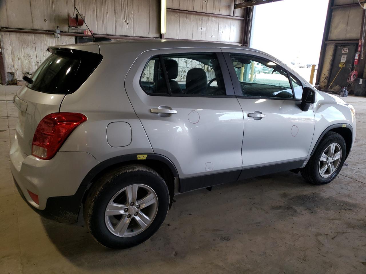 Obraz 3 z 2019 CHEVROLET TRAX LS 2019 z VIN 3GNCJKSB3KL373566