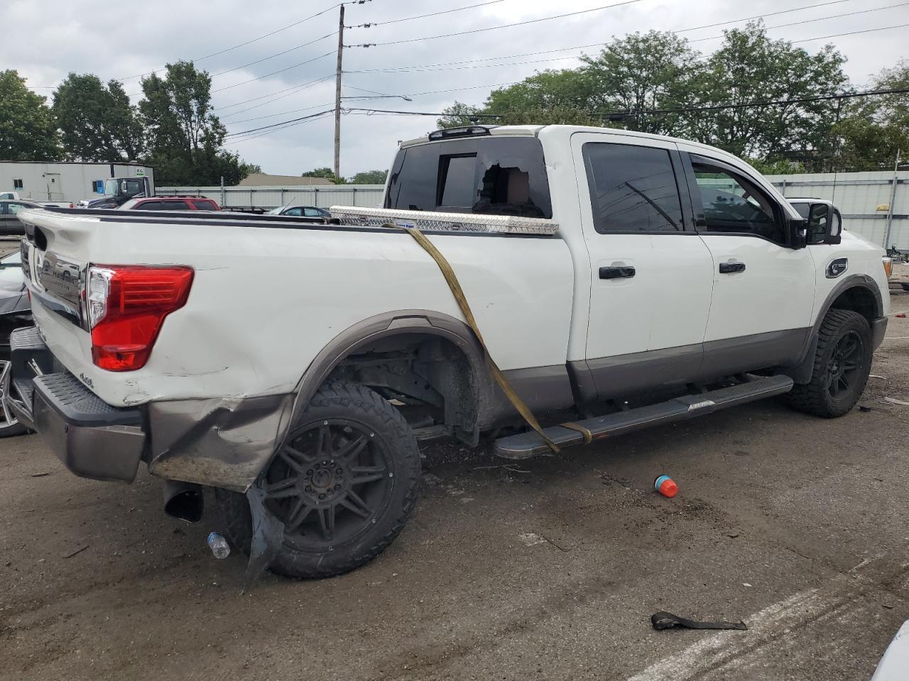 Изображение 3 2016 NISSAN TITAN XD SL 2016 с VIN 1N6BA1F44GN508147