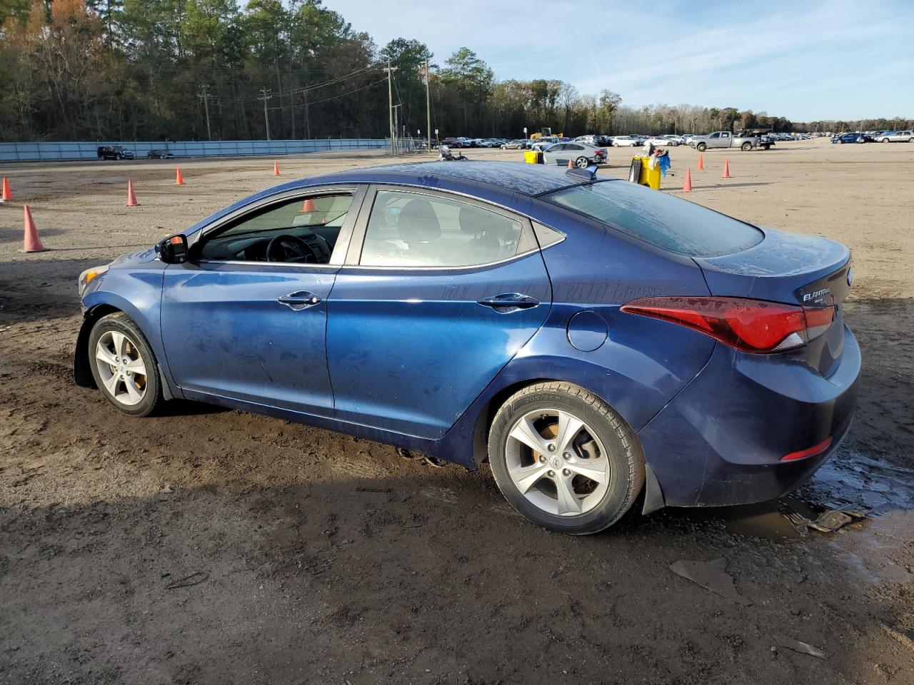 Image 2 of 2016 HYUNDAI ELANTRA SE 2016 with VIN 5NPDH4AE8GH719313
