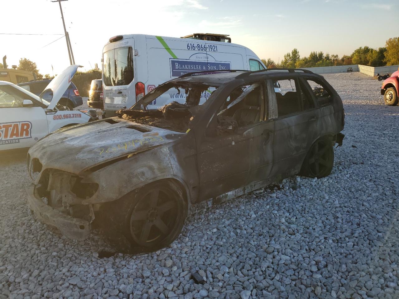 Изображение 1 2002 BMW X5 4.4I 2002 с VIN 5UXFB33512LH36235