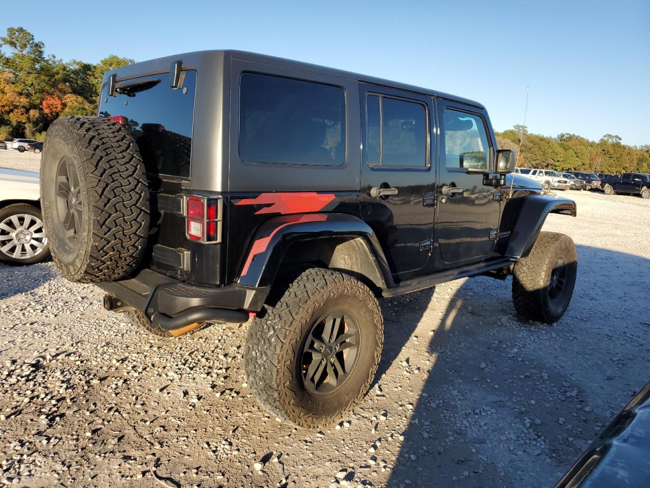 Изображение 3 2017 JEEP WRANGLER UNLIMITED SAHARA 2017 с VIN 1C4BJWEGXHL650625