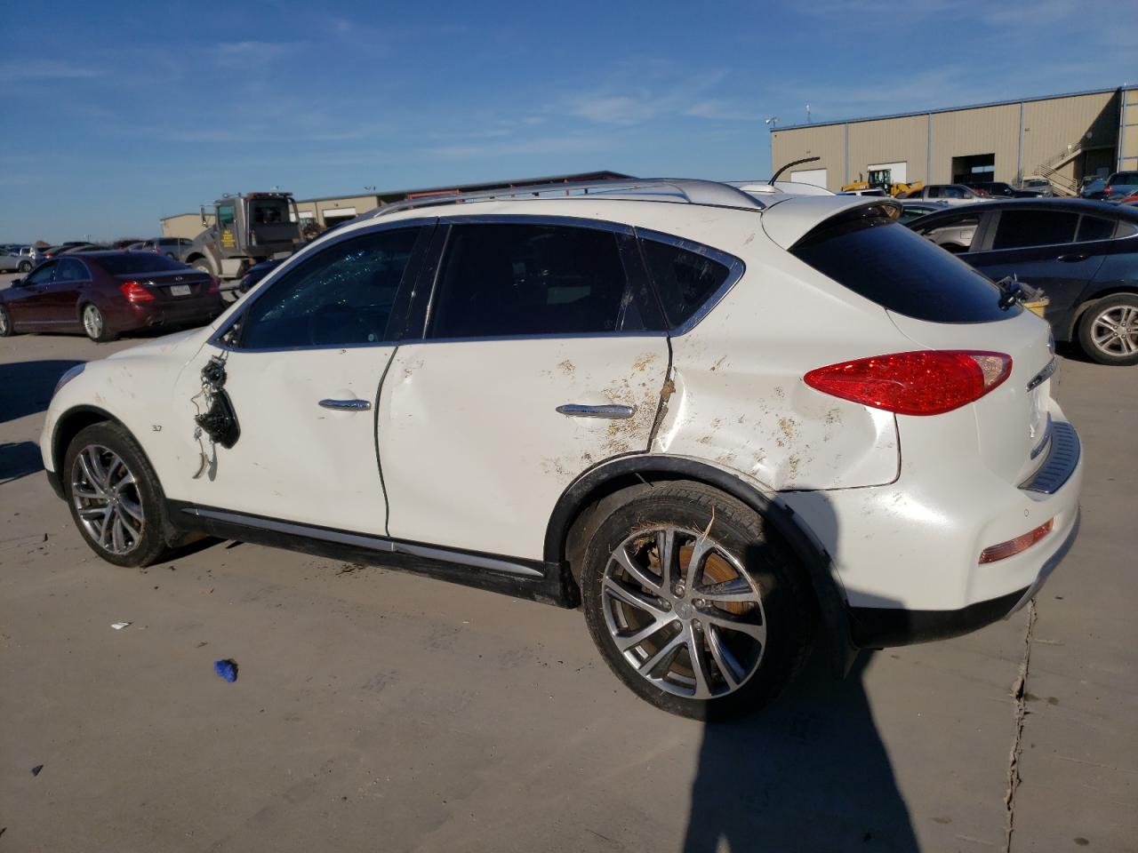 Obraz 2 z 2017 INFINITI QX50  2017 z VIN JN1BJ0RR6HM400479