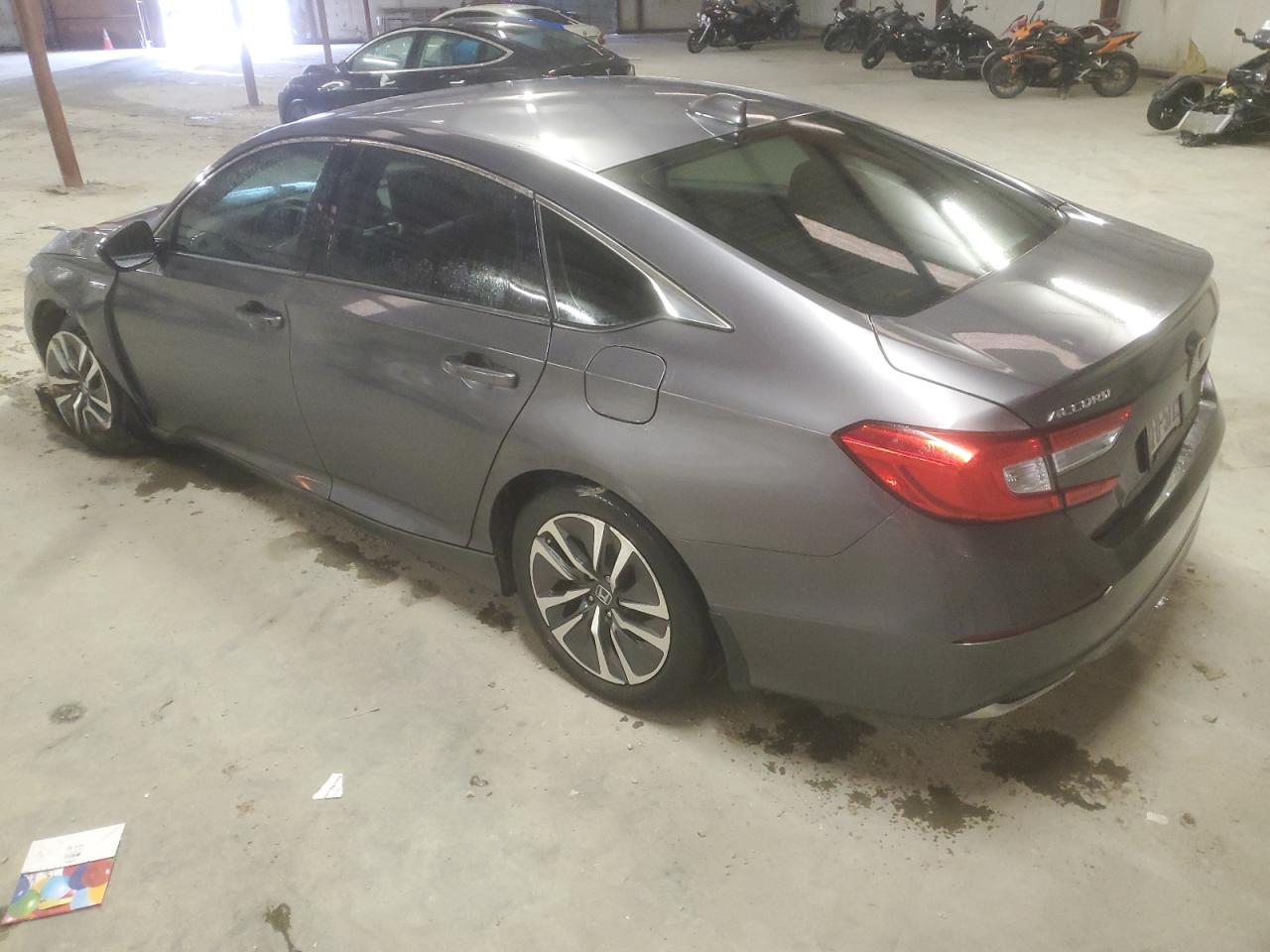 Image 2 of 2019 HONDA ACCORD HYBRID 2019 with VIN 1HGCV3F13KA011993