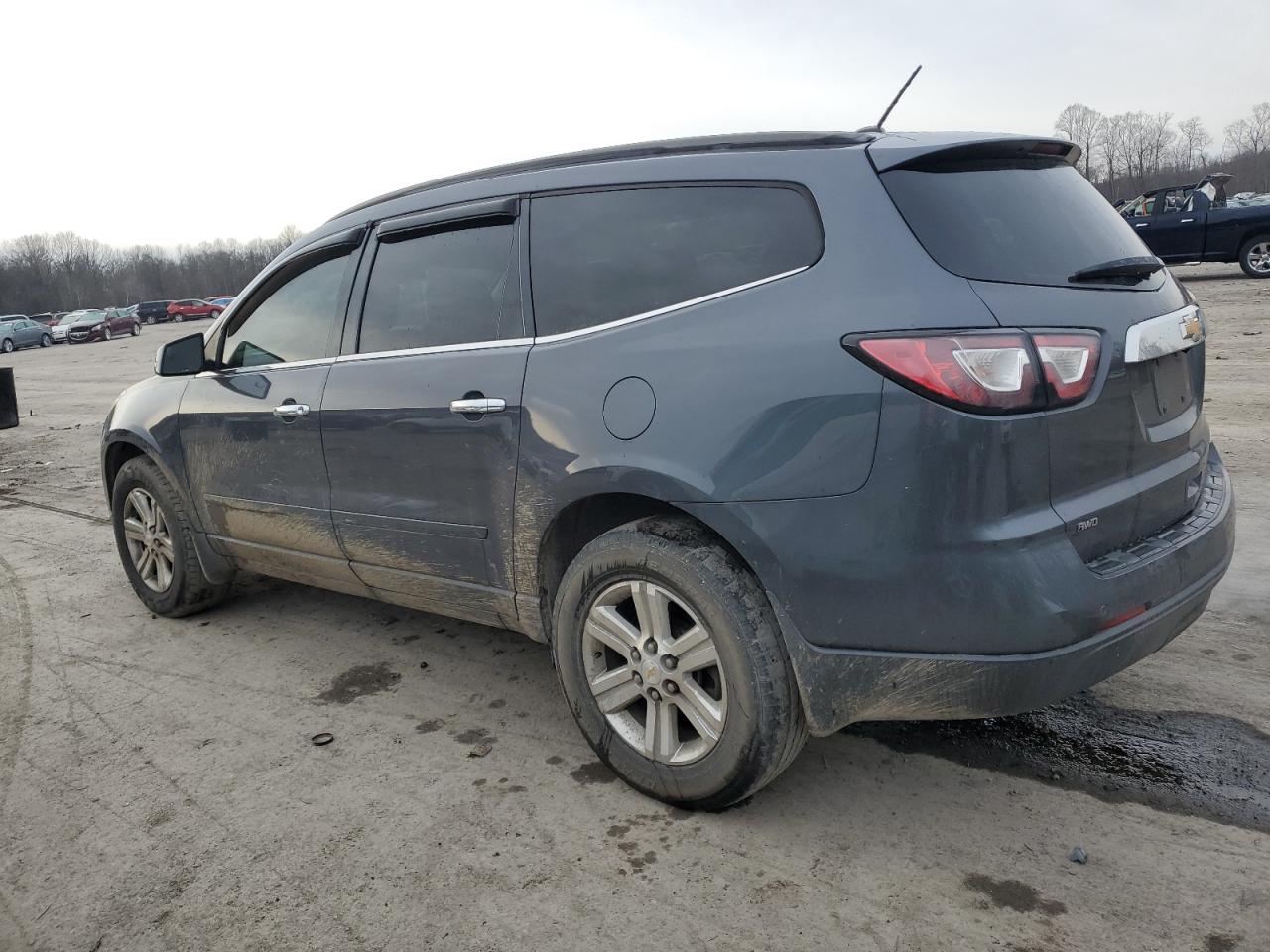 Изображение 2 2013 CHEVROLET TRAVERSE LT 2013 с VIN 1GNKVJKDXDJ136529