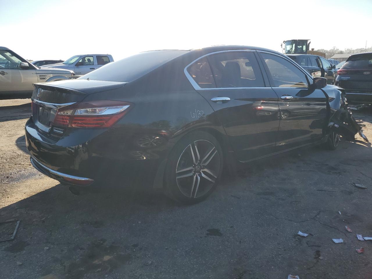 Image 3 of 2017 HONDA ACCORD SPORT SPECIAL EDITION 2017 with VIN 1HGCR2F19HA012637